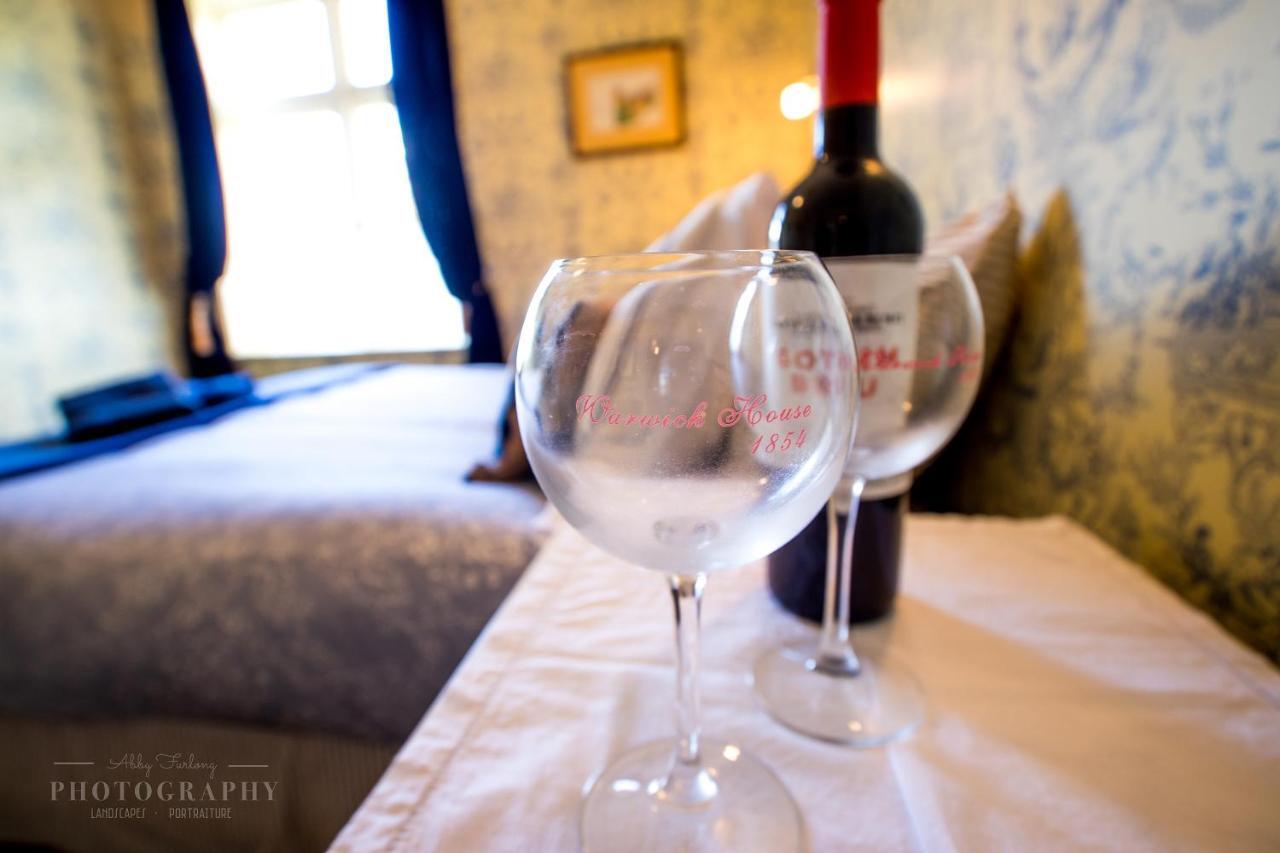 Boutique Hotel Warwick House Nelson Esterno foto